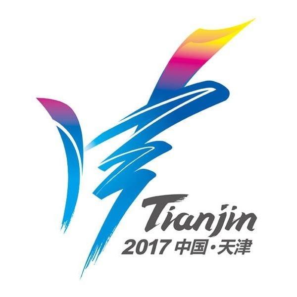 浴缸自拍的恋人